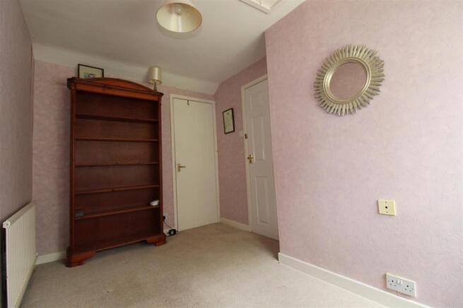 Bedroom 2.JPG