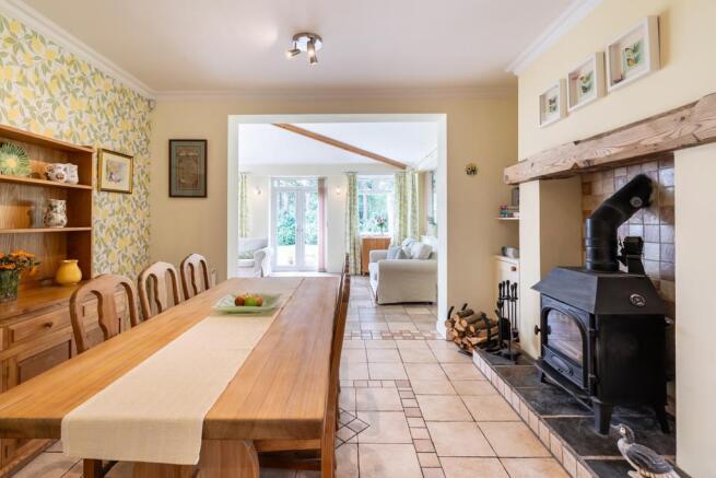 4 bed Detached for sale Image 8