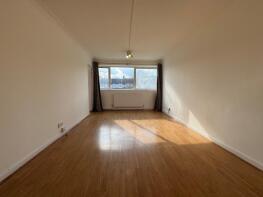 4, Oak House, Trinity Road, Wood Green, London N22 8YT