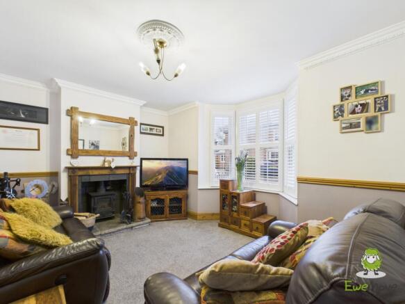 EweMove Basingstoke - 18 Pyotts Hill