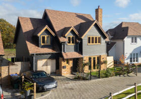 The Granary, Poland Meadow, Brockham RH3 7FG