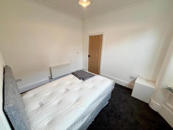 3 bed End of Terrace to rent Image 6