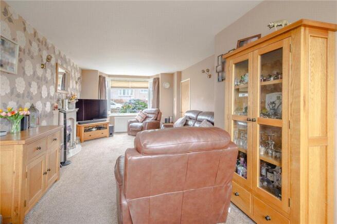 3 bed Semi-Detached for sale Image 4