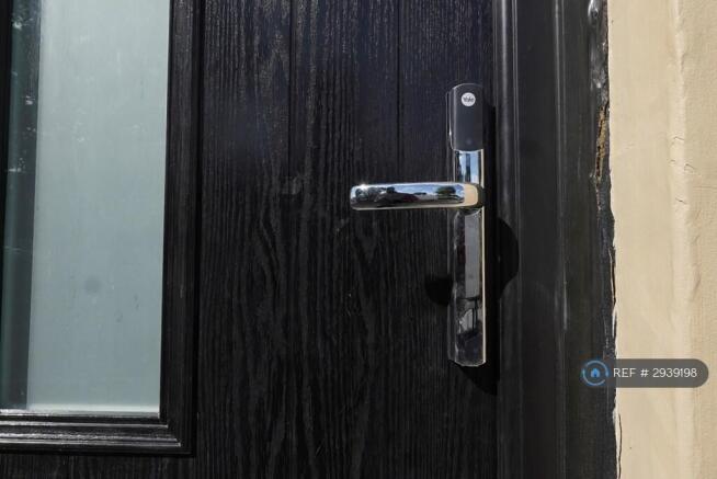 1 bed Flat to rent Image 9