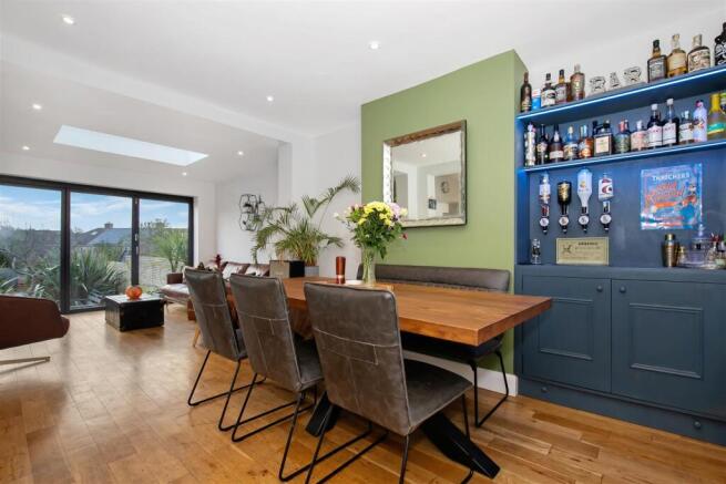 Kitchen Diner 1.jpg