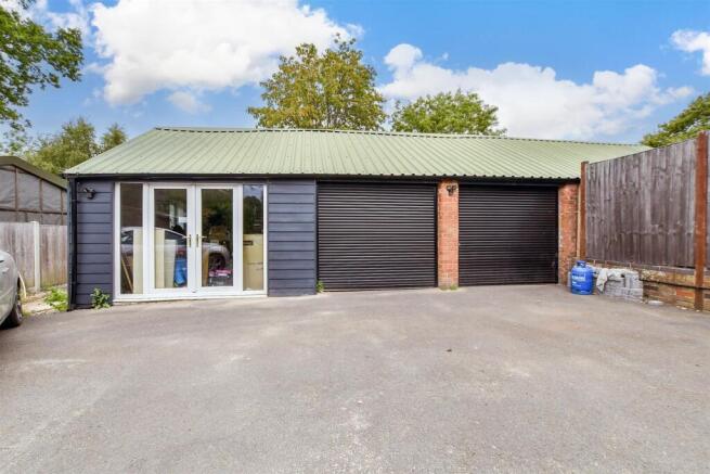 Workshop/Outbuildings