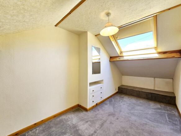 3 bed Semi-Detached Bungalow for sale Image 11