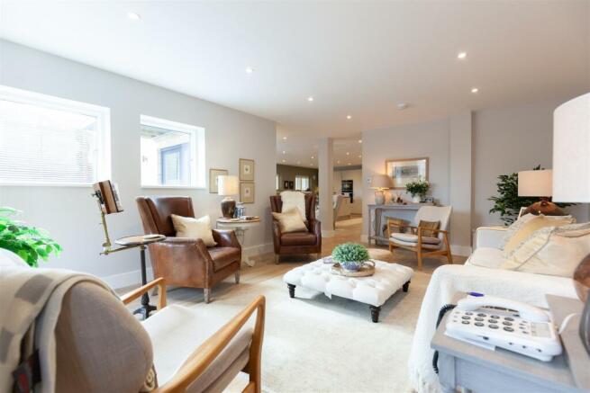 Sitting Room 1.jpg