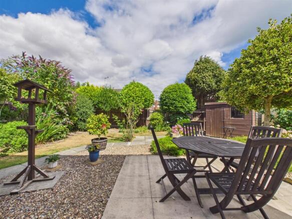 3 bed Link Detached House for sale Image 10