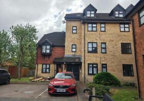 Flat 18, 18 Caversham House, Kingston Gardens, Croydon CR0 4TX