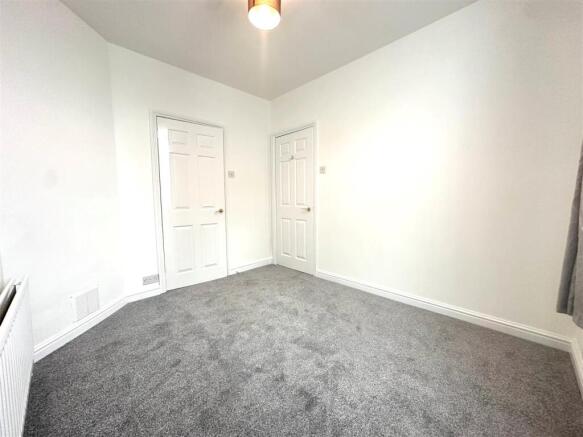 BEDROOM X 2.jpg