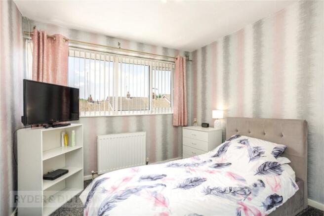 3 bed Town House for sale Image 10