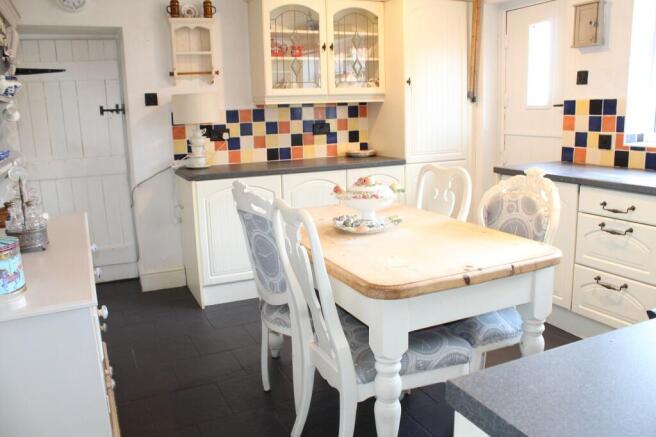 Fitted Kitchen