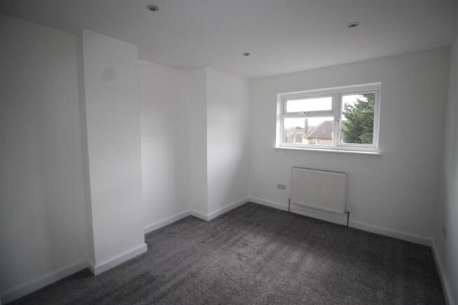 29 bedroom 1.JPG
