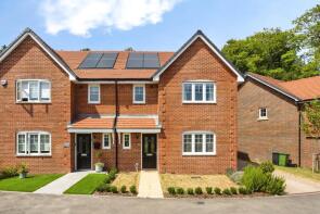 53, Andrews Way, Alton GU34 1GU
