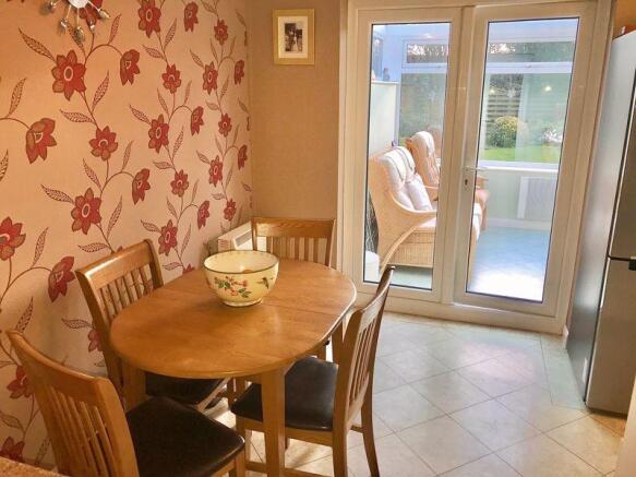 Dining Area(2)