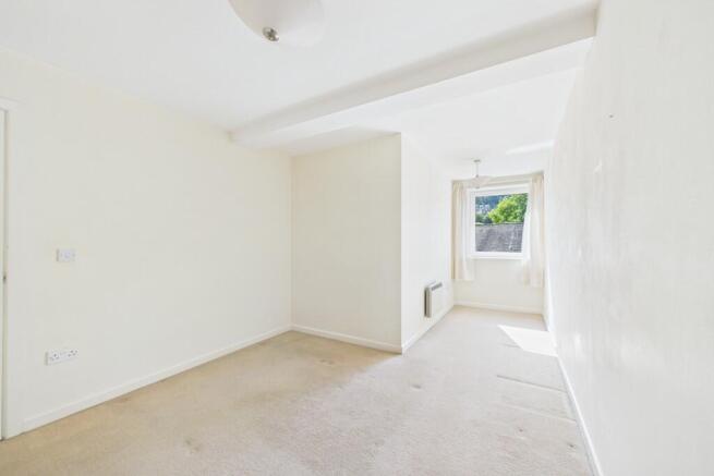 Flat 3, 85-87 Stricklandgate, Kendal, Cumbria, LA9 4RA photo 4