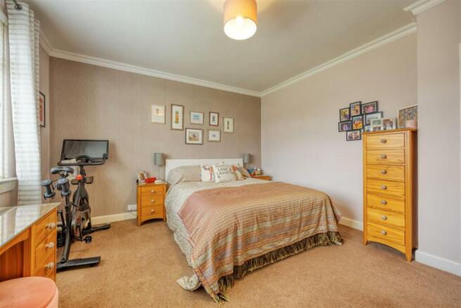 7_ADAMSLIE_CRESCENT_KIRKINTILLOCH_021.JPEG