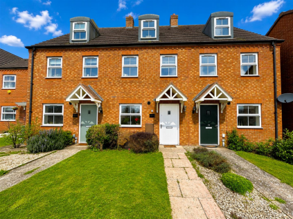 Lily Walk, Evesham