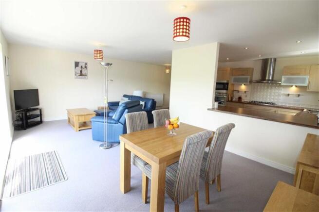 OPEN PLAN LOUNGE, DI