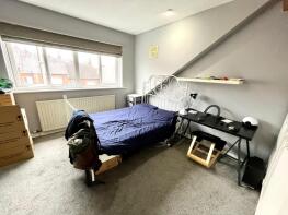 8, De Lacy Mount, Kirkstall, Leeds LS5 3JF