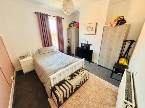 2 bed Terraced for sale Image 5