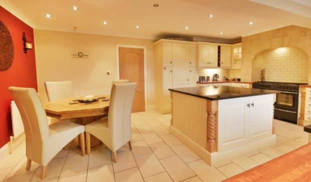Kitchen Diner