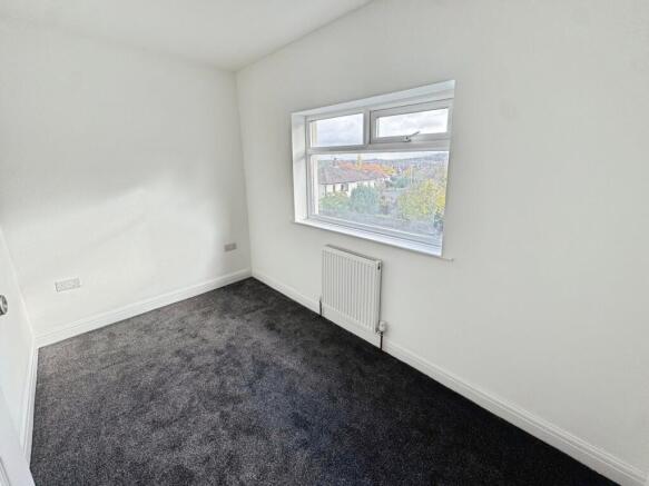 3 bed Semi-Detached for sale Image 12