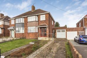 58, Arnold Crescent, Isleworth TW7 7NU