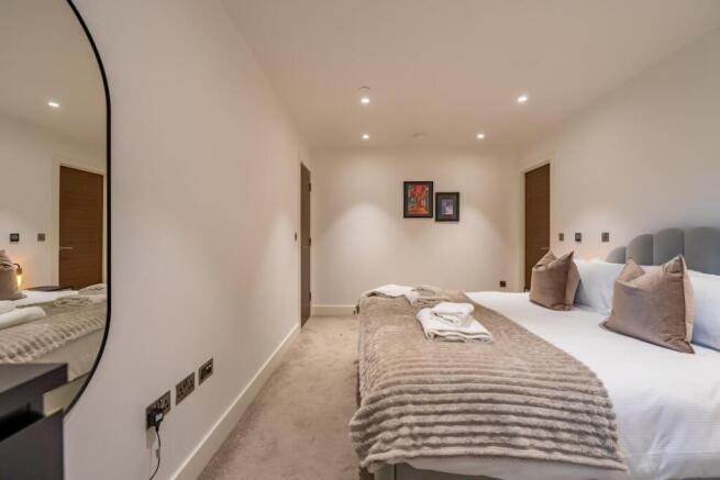 2 bed Apartment for sale Image 12