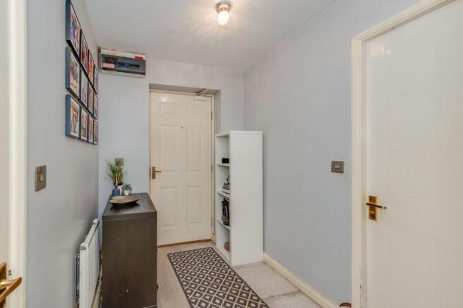 2 bed Flat for sale Image 5