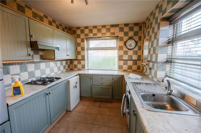 Winchester Avenue, Grimsby, DN33 photo 4