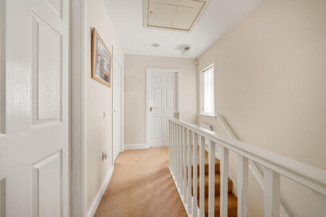 3 bed Detached for sale Image 10