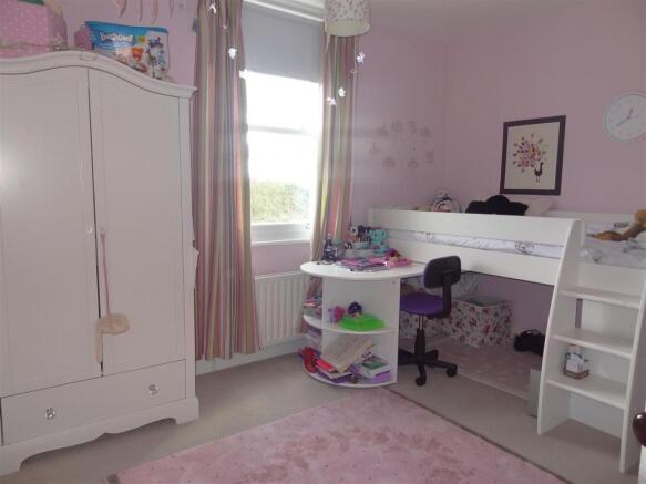 BEDROOM 3