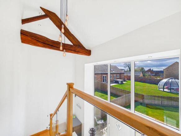 3 bed Barn Conversion for sale Image 11