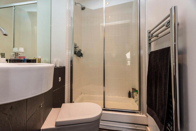 En-suite Shower/WC
