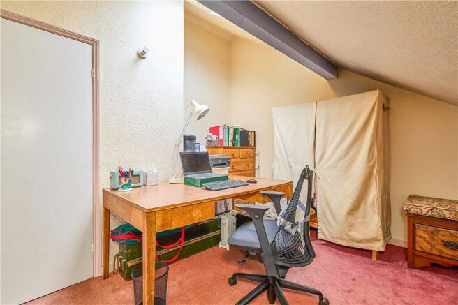 3 bed Terraced for sale Image 12