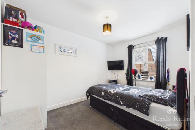3 bed Semi-Detached for sale Image 10
