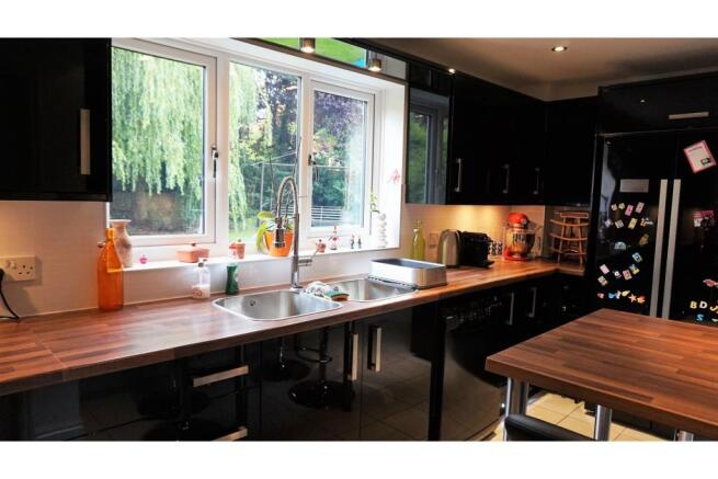 Kitchen / Breakfast