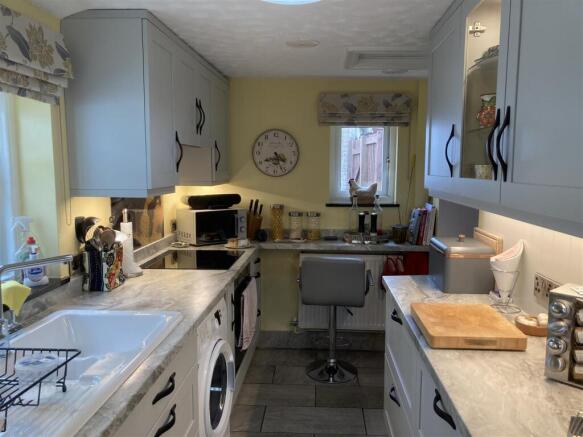 Kitchen.JPG
