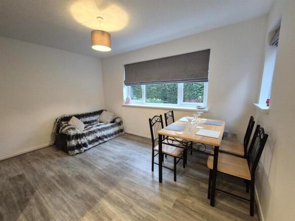 Open Plan Lounge/Kitchen