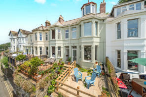 6 Flat 2, Wesley Terrace, Shutta Road, Looe PL13 1HT