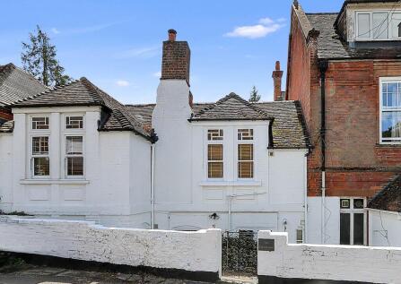 Whitchurch On Thames - walk to Pangbourne train station & shops