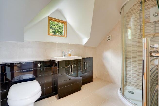 En suite shower (Bedroom 1 Annexe)