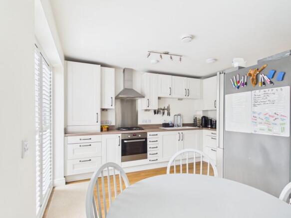 Kitchen/Dining
