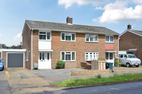 Weald Drive, Furnace Green, RH10