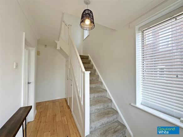3 bed Semi-Detached for sale Image 9