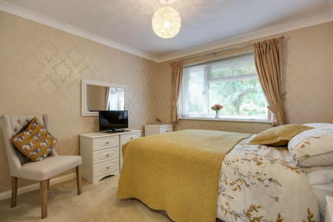 Bedroom 2 (Double)