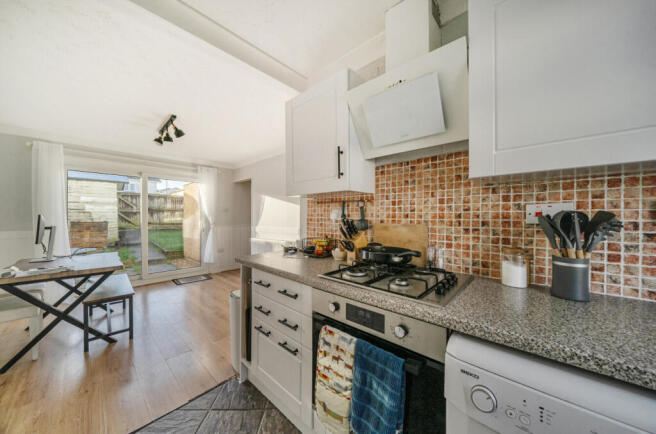 1401004-2-697ca33...