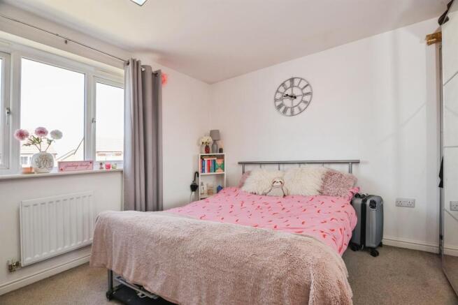3 bed Detached for sale Image 7